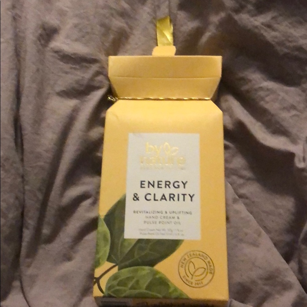 By Nature New Zealand Energy & Clarity Cream & Oil